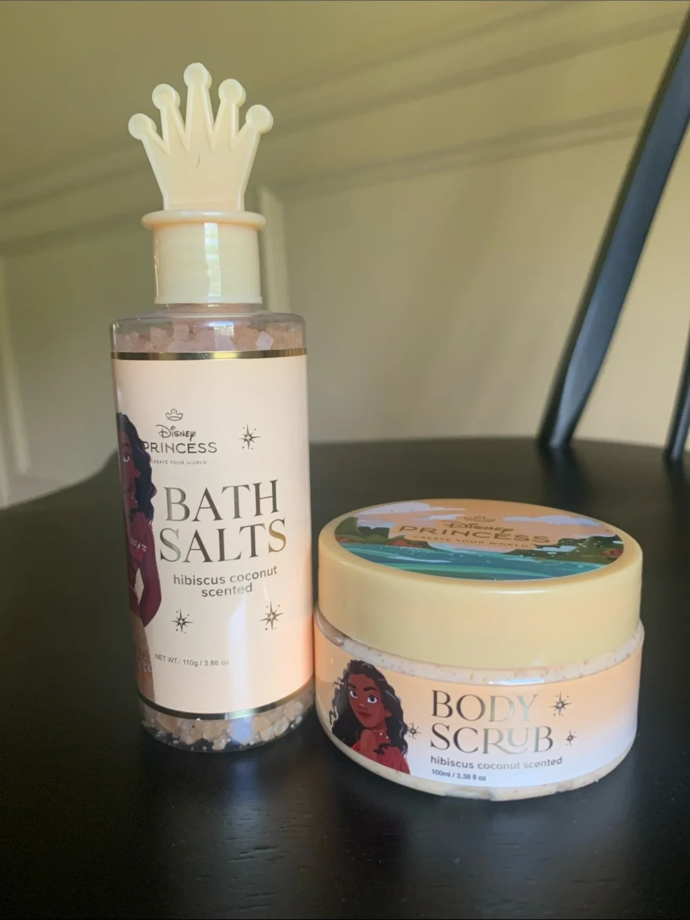Disney Princess Luxurious Mini Bath Set - Body Scrub & Bath Salts - Choose 1 Set